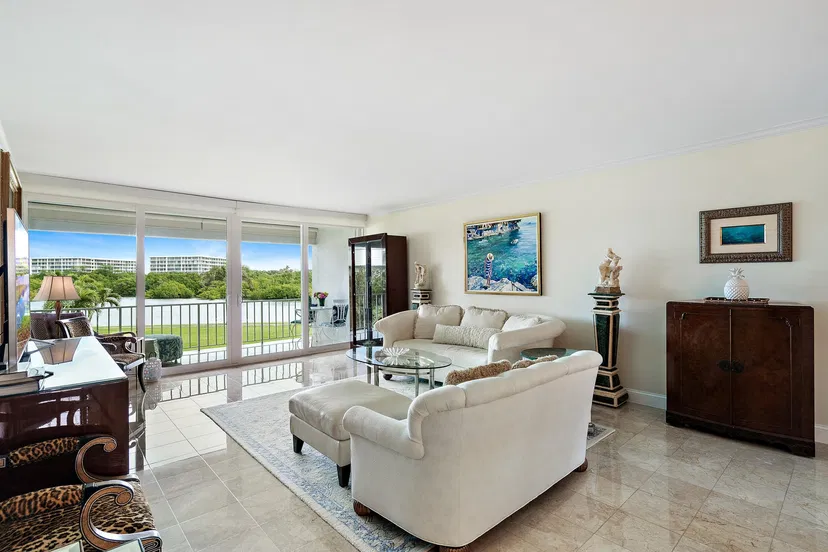2185 Ibis Isle Road #8 — photo 4