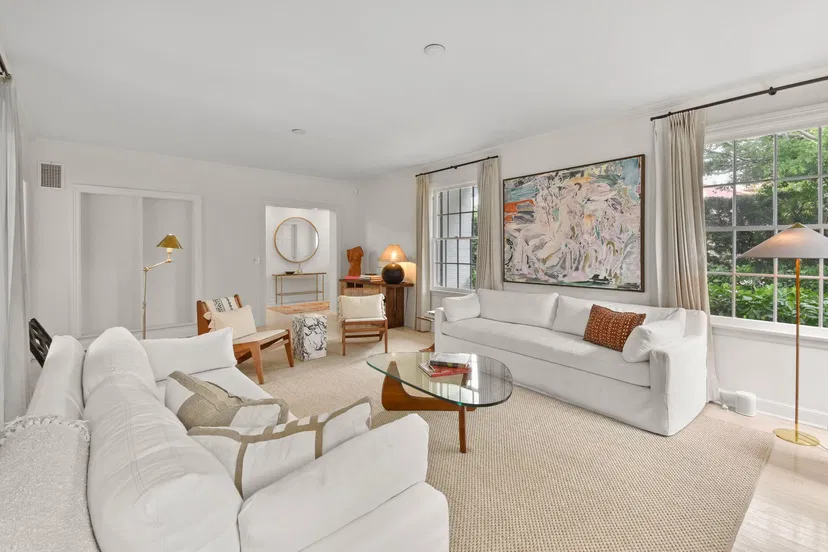 124 Australian Avenue — photo 4