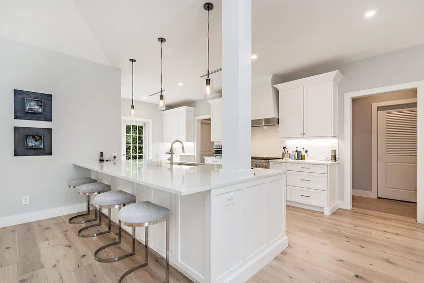 255 Ridgeview Drive — photo 3