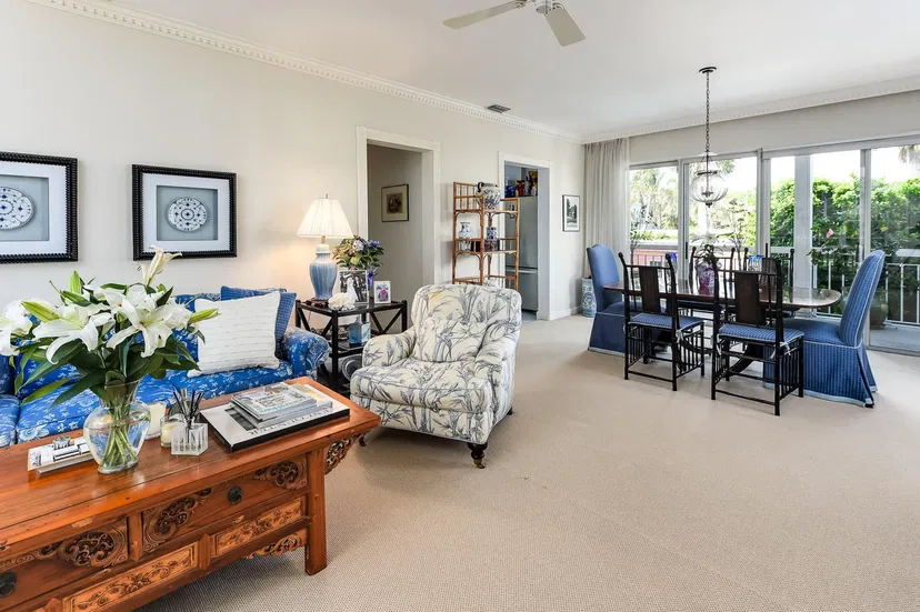 134 Peruvian Avenue #201 — photo 4