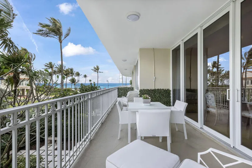 Sold May 2025 · 100 Royal Palm Way D2, Palm Beach
