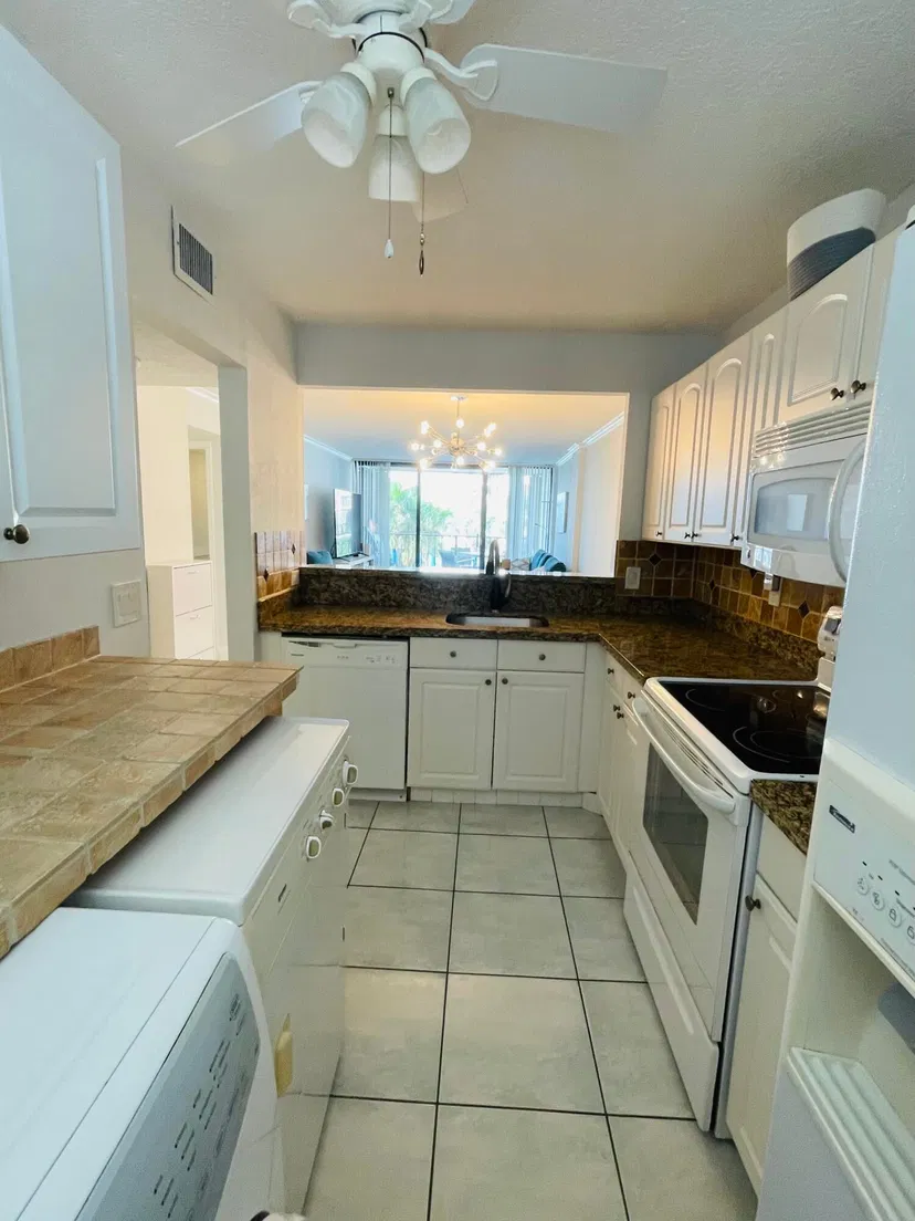 3545 S Ocean 210 Boulevard #210 — photo 4