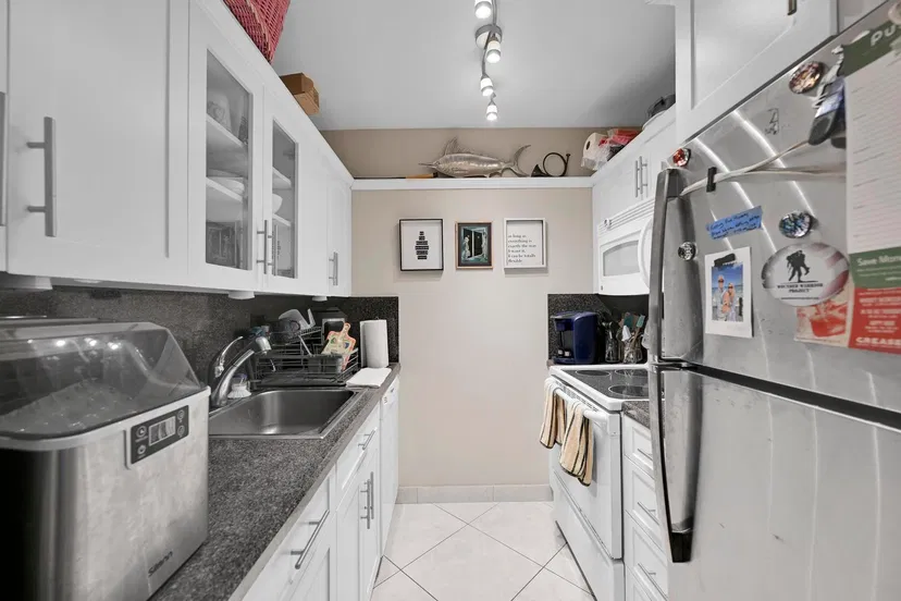 2565 S Ocean Boulevard #219 — photo 4