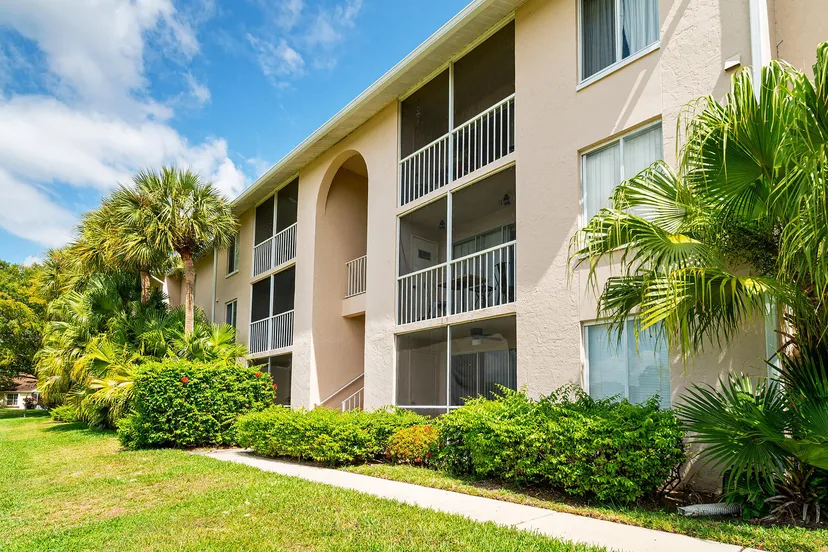 Sold Nov 2025 · 13791 Oneida Drive E1, Delray Beach