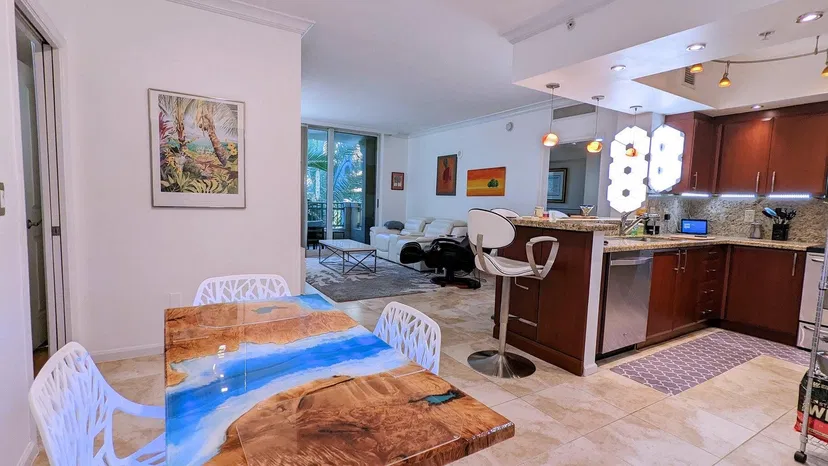 Sold Jun 2025 · 403 S Sapodilla Avenue 317, West Palm Beach