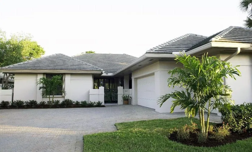 Sold Mar 2026 · 6102 SE Oakmont Place, Stuart