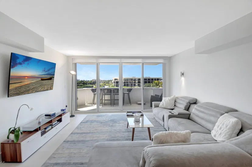 2773 S Ocean Boulevard #514 — photo 3