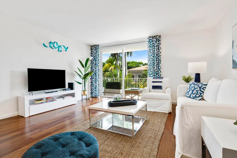 354 Chilean Avenue #3e — photo 3