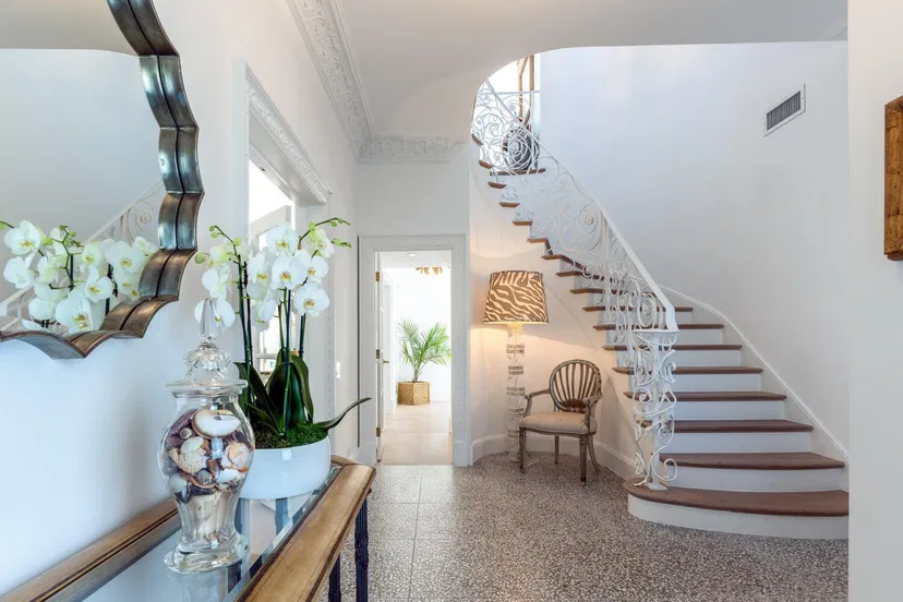 130 Brazilian Avenue — photo 3