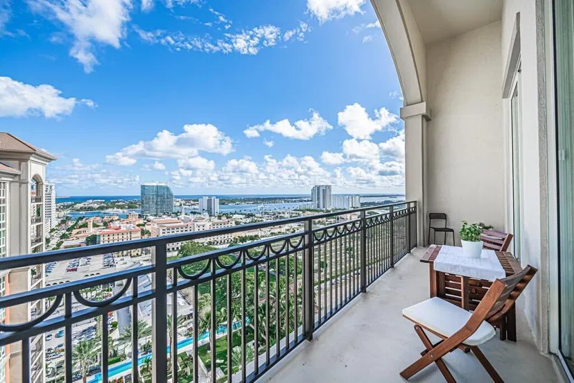 Sold Oct 2025 · 550 Okeechobee Boulevard Uph-15, West Palm Beach