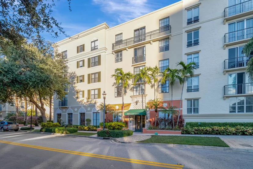 Sold Apr 2025 · 720 S Sapodilla Avenue 413, West Palm Beach