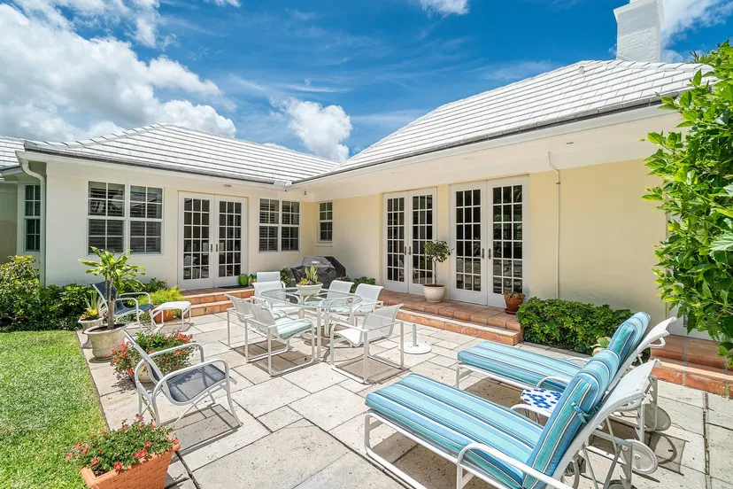 230 Plantation Road — photo 4