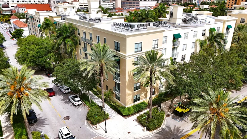 Sold Oct 2025 · 630 S Sapodilla Avenue 521, West Palm Beach