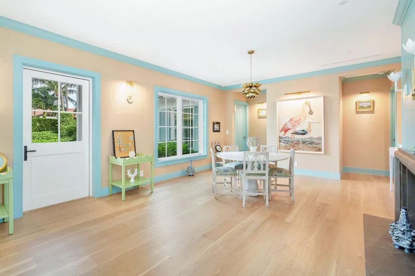 266 Colonial Lane — photo 4