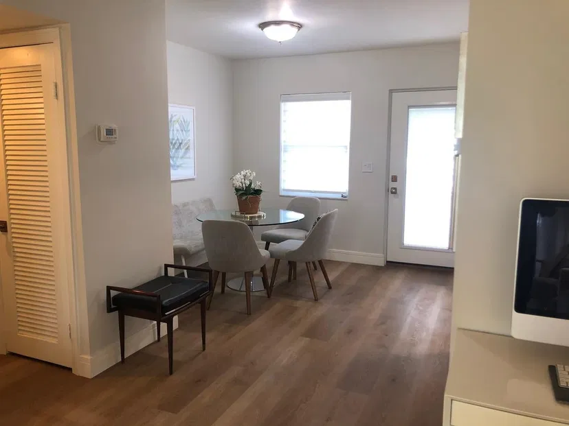 139 Sunrise Avenue #109-S — photo 4