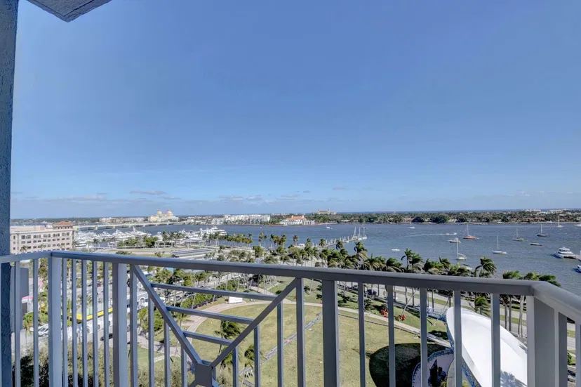 Sold Apr 2021 · 255 Evernia Street 904, West Palm Beach
