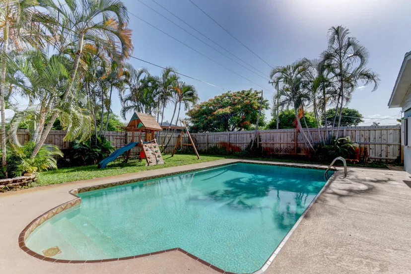 Sold Nov 2020 · 2124 Worthington Road, West Palm Beach
