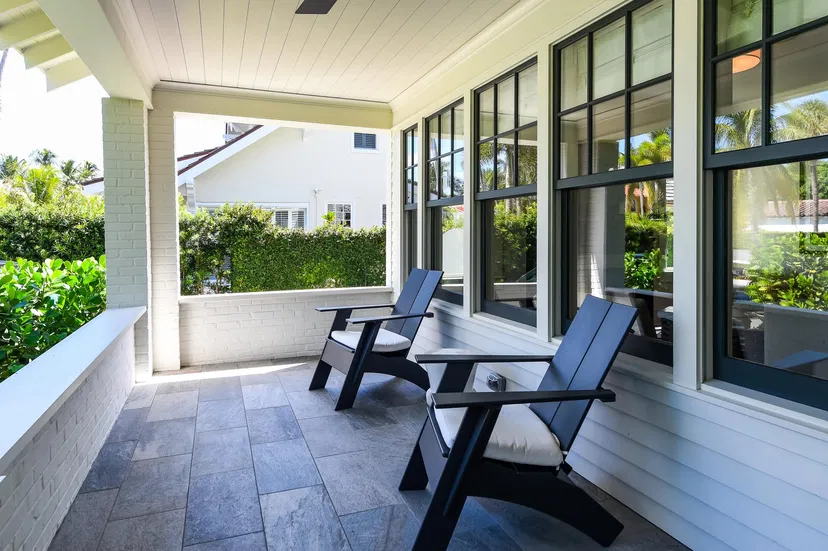 246 Seaspray Avenue — photo 2