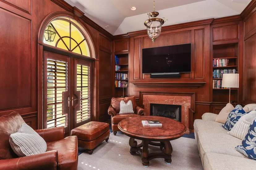 227 Miraflores Drive — photo 4