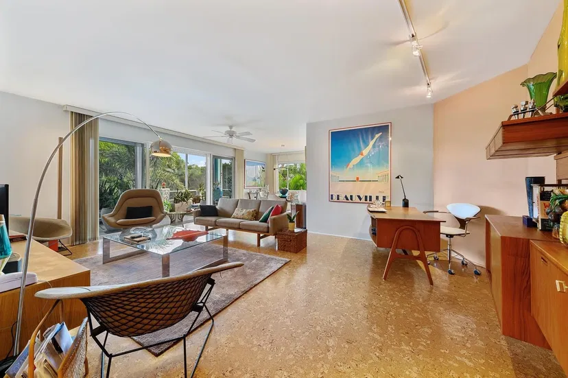 44 Cocoanut Row #121b — photo 4