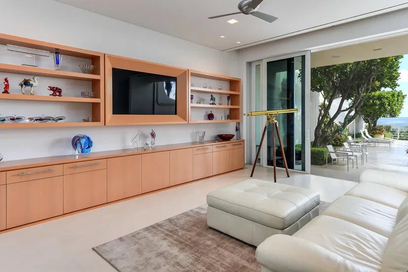10 Sloans Curve Drive — photo 5