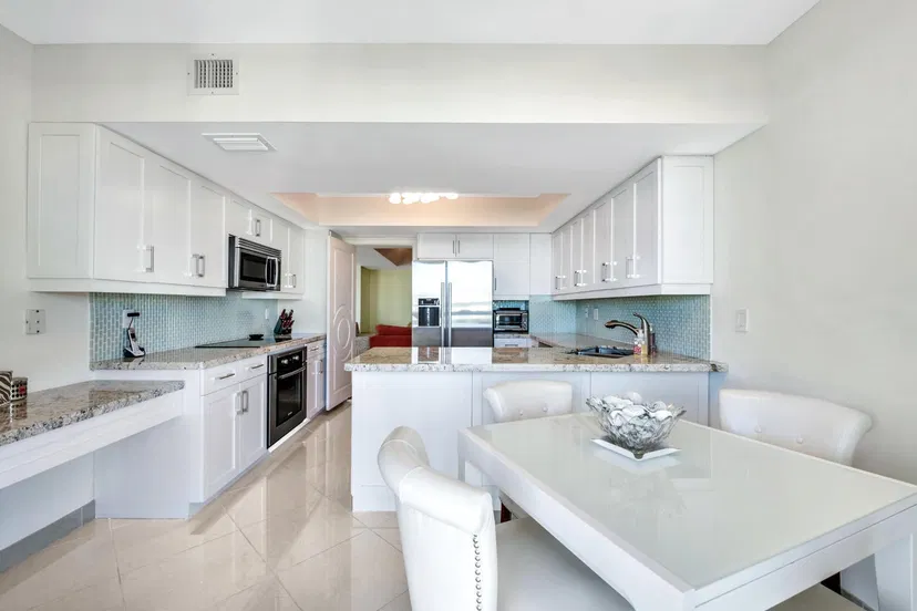 2778 S Ocean Blvd #Ph4s — photo 2