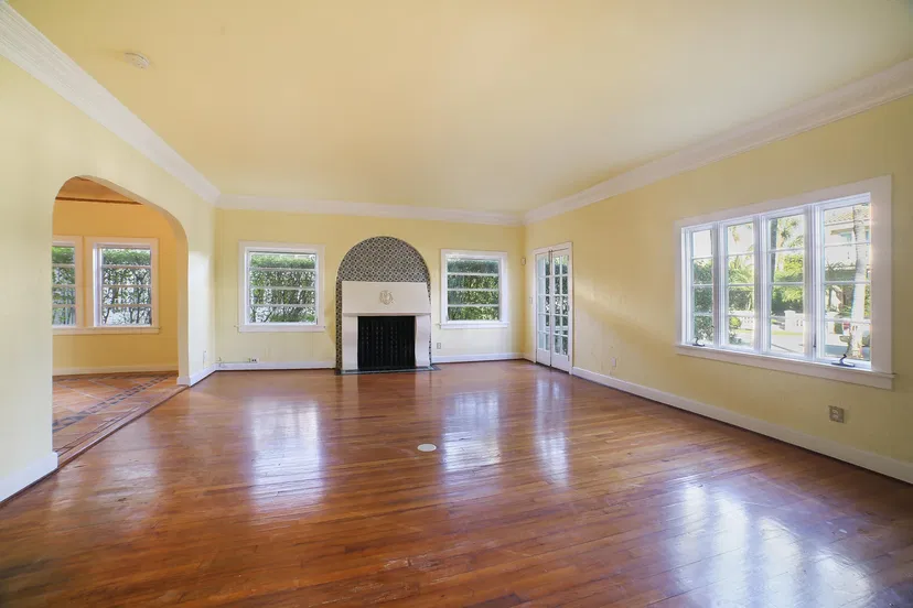 218 Everglade Avenue — photo 3