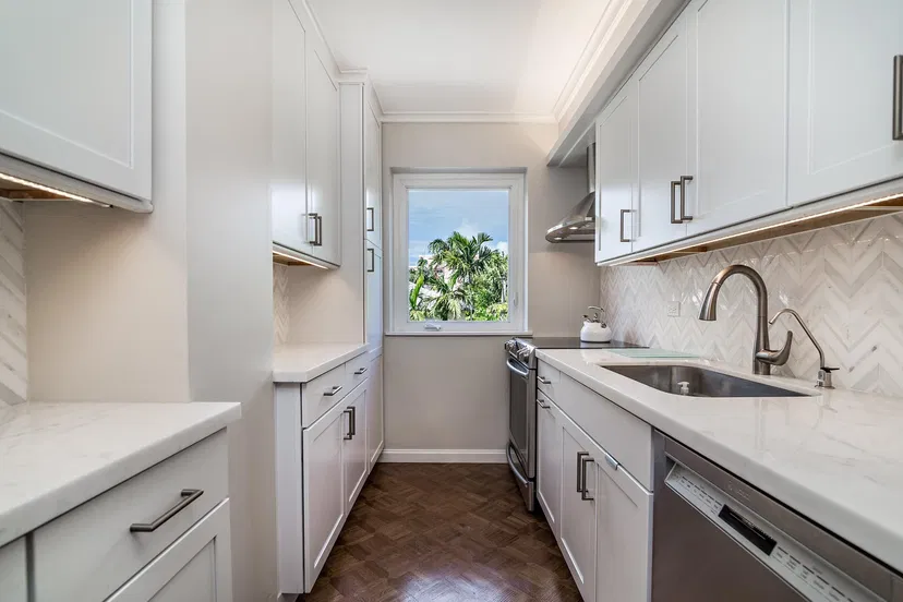 455 Australian Avenue #3b — photo 5