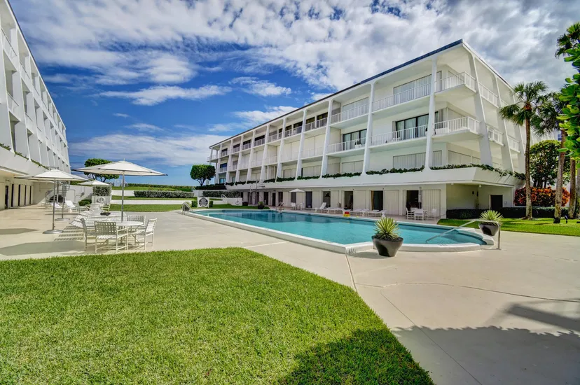 2275 S Ocean Boulevard #106s — photo 2