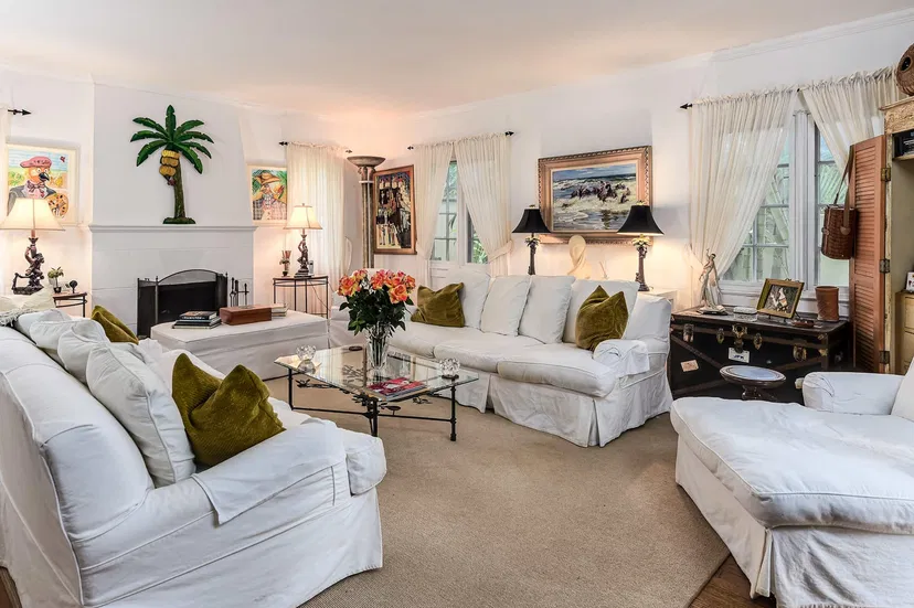 217 Seabreeze Avenue — photo 3