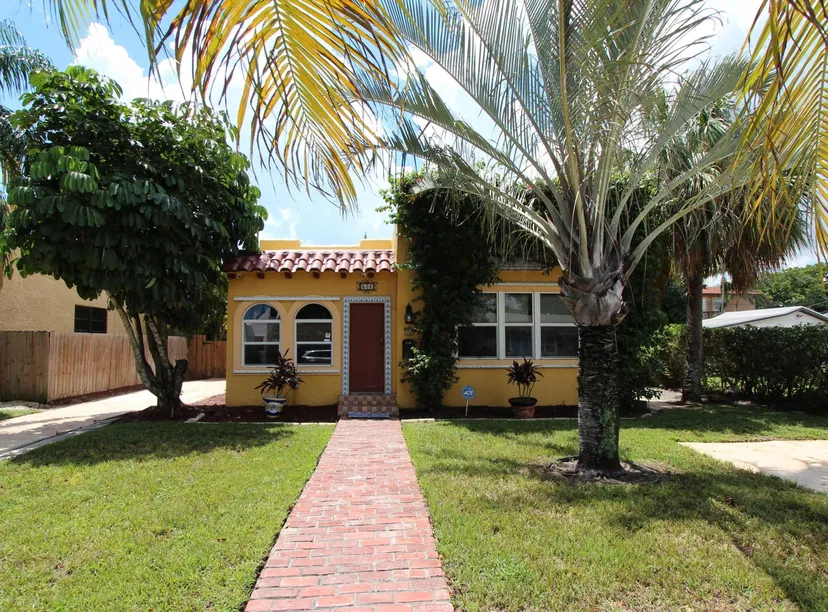 Sold Oct 2019 · 502 Colonial Road, West Palm Beach