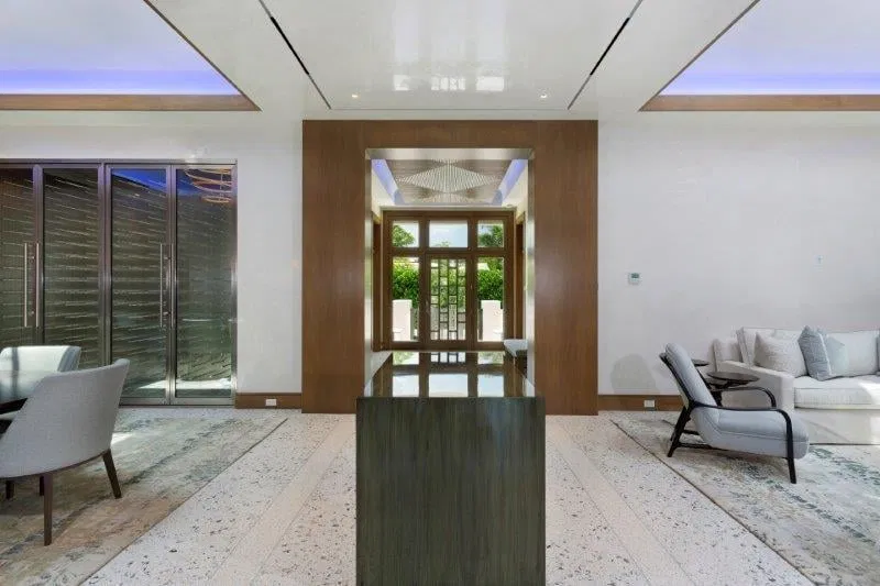 250 Ocean Terrace — photo 2