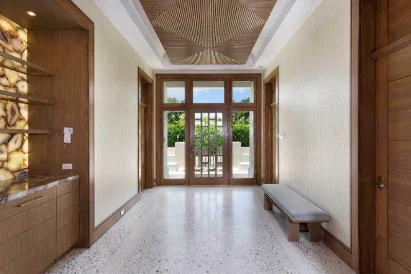 250 Ocean Terrace — photo 3