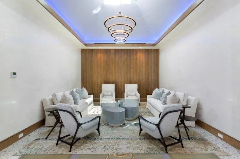 250 Ocean Terrace — photo 4