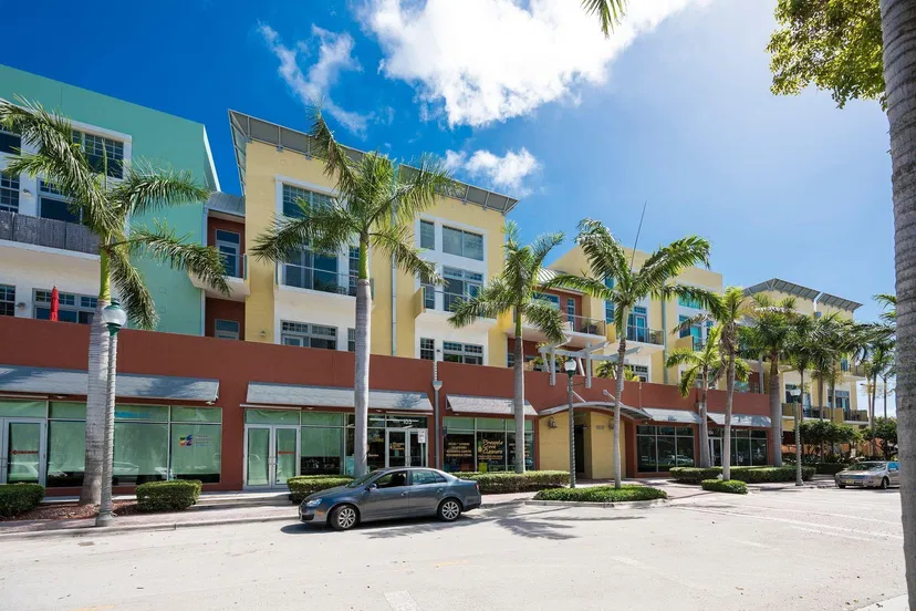 Sold Dec 2019 · 185 NE 4th Avenue 312, Delray Beach