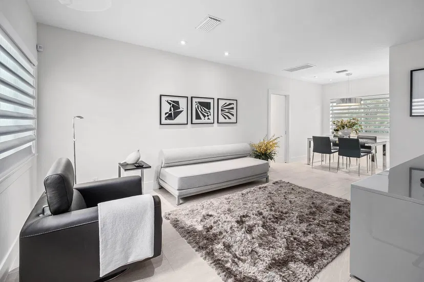 122 Peruvian Avenue #4 — photo 4