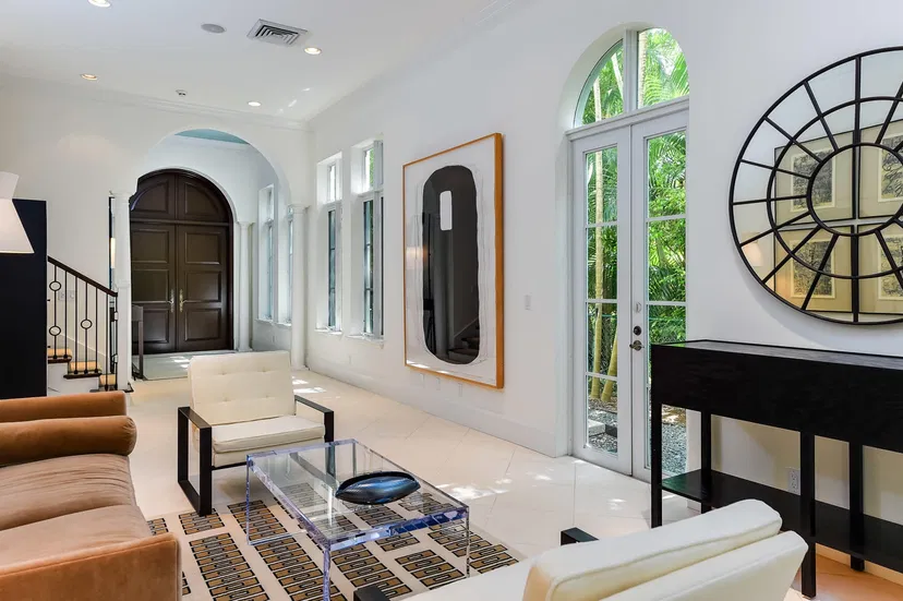 240 Seminole Avenue — photo 3