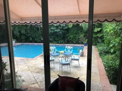 402 Seabreeze Avenue — photo 4