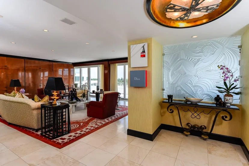 130 Sunrise Avenue #Ph-6 — photo 2