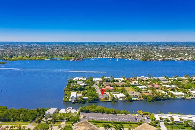 2291 Ibis Isle Road E — photo 3