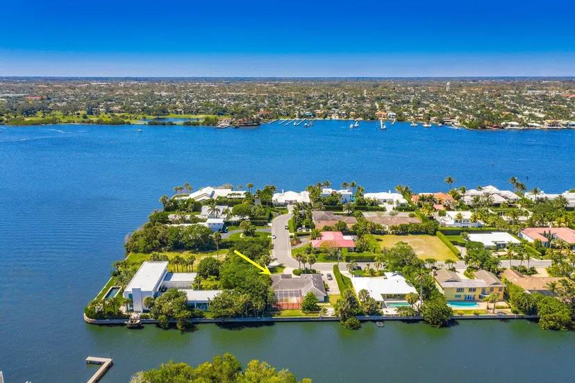2291 Ibis Isle Road E — photo 4