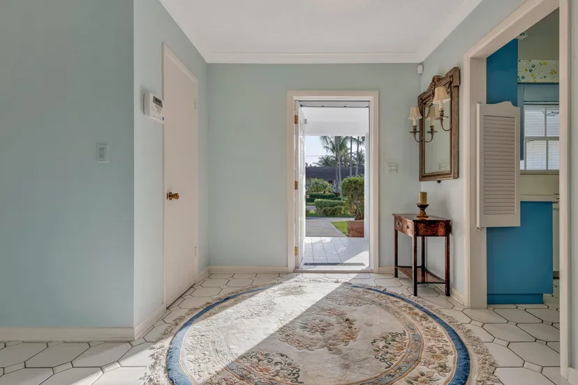 2263 Ibis Isle Road E — photo 5