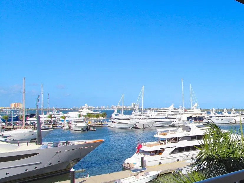 Sold May 2019 · 3920 N Flagler Drive 302, West Palm Beach