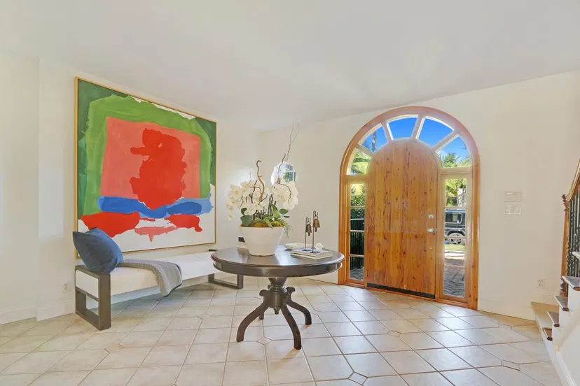 206 Seaspray Avenue — photo 3