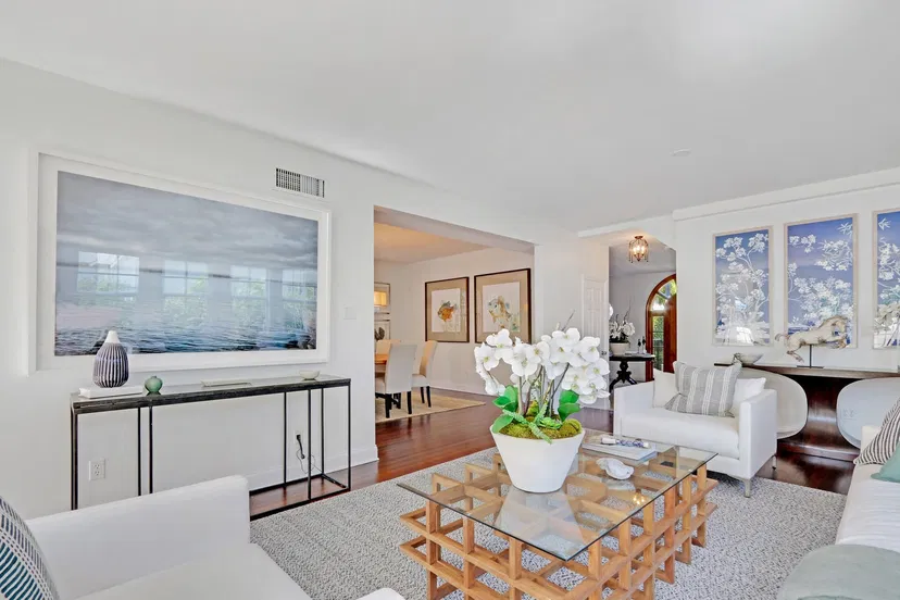 206 Seaspray Avenue — photo 4