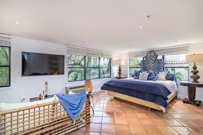 235 Sunrise Avenue #Mz T — photo 3