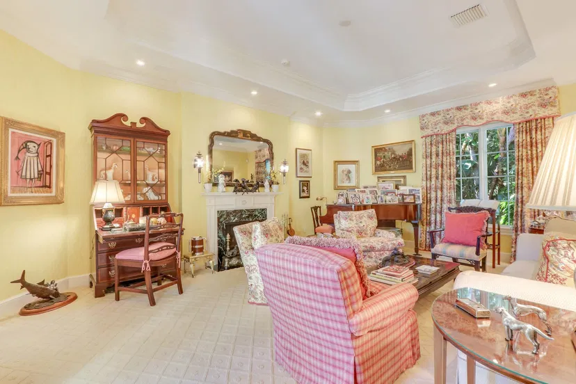 232 Sandpiper Drive — photo 3
