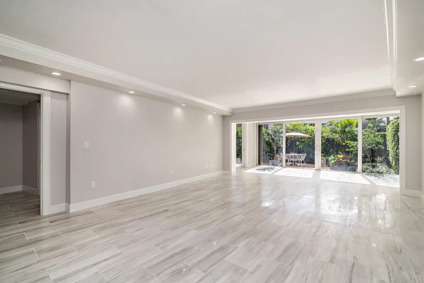 369 S Lake Drive #1f — photo 4