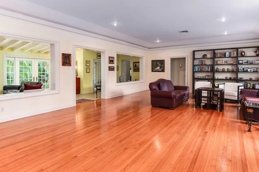 1305 N Ocean Way — photo 5