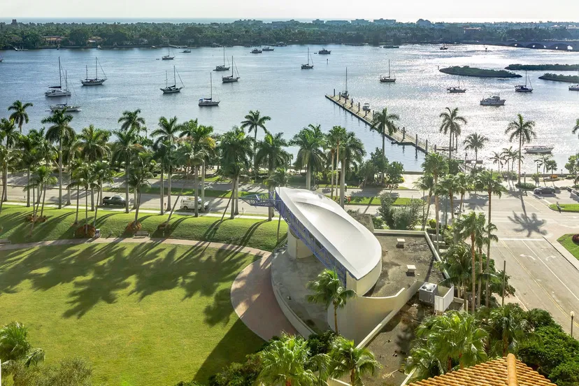 Sold Dec 2018 · 201 S Narcissus Avenue 1001, West Palm Beach